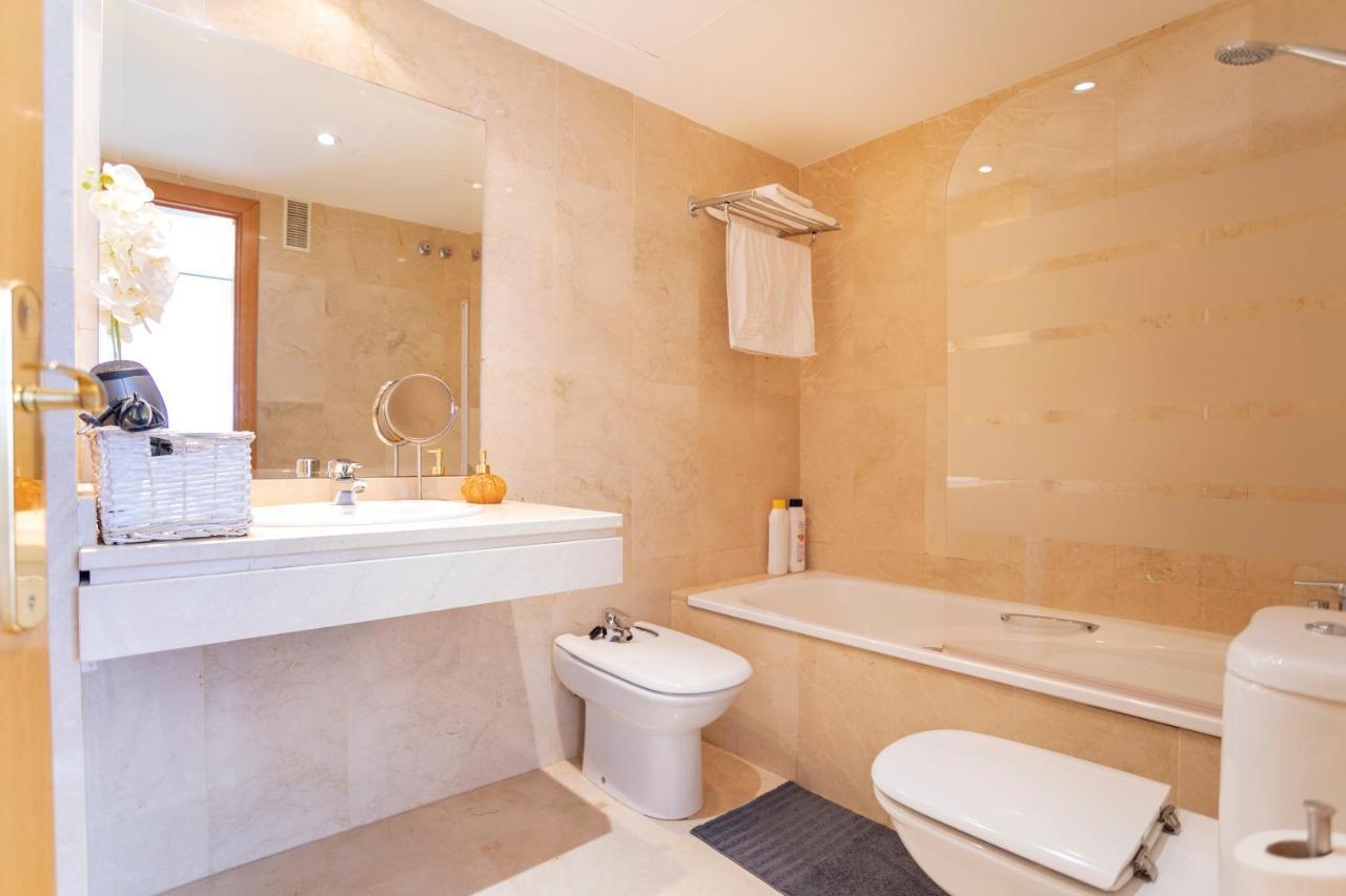 Apartament Araucaria Garden & Parking *